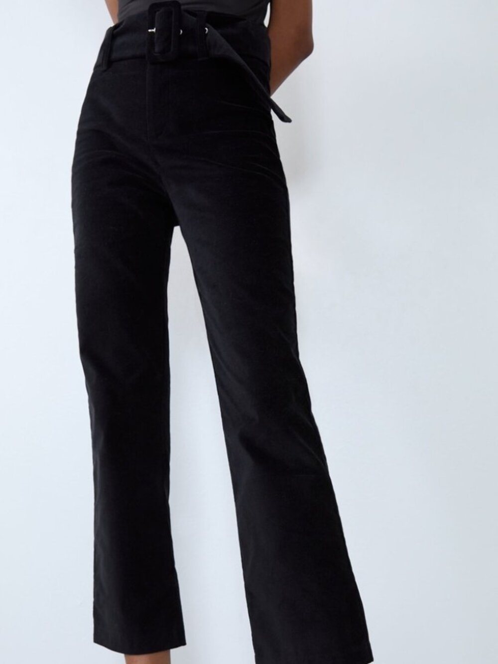 NWT ZARA Black Velvet Cropped Trouser Pants L